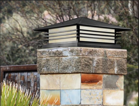 Mariposa Column Lights